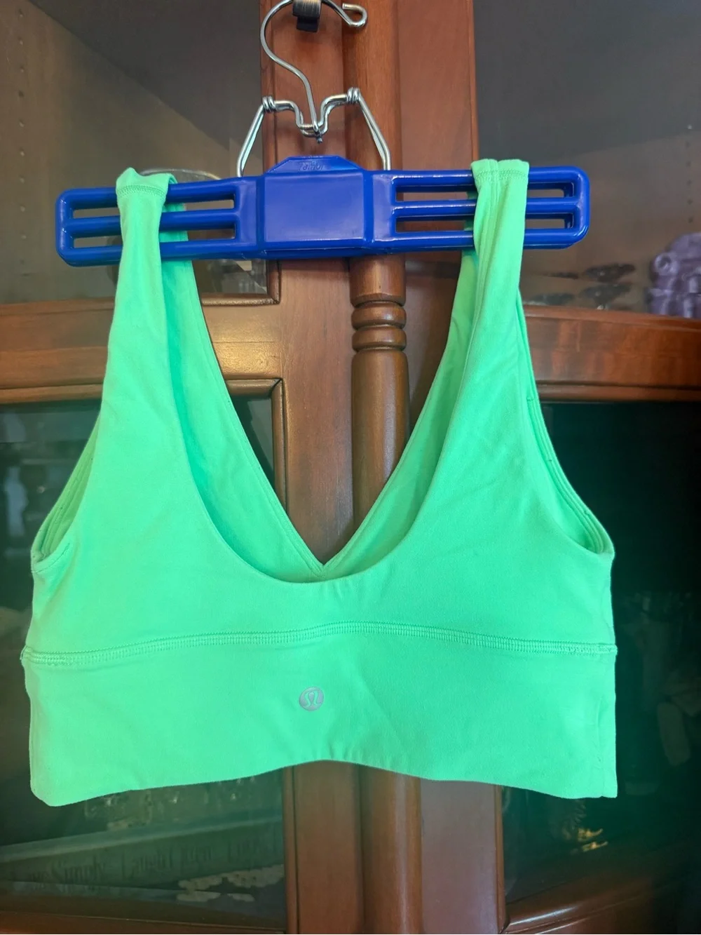 Lululemon Align V-Neck Bra Pistachio Size 6 Like New Discontinued
